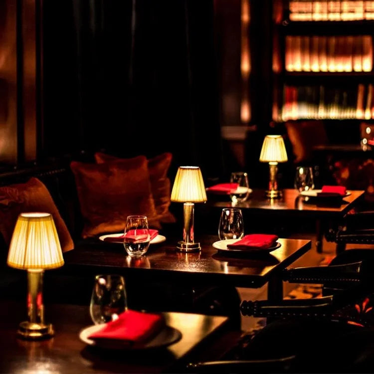 Metallic Wireless Table Lamp for Modern Homes