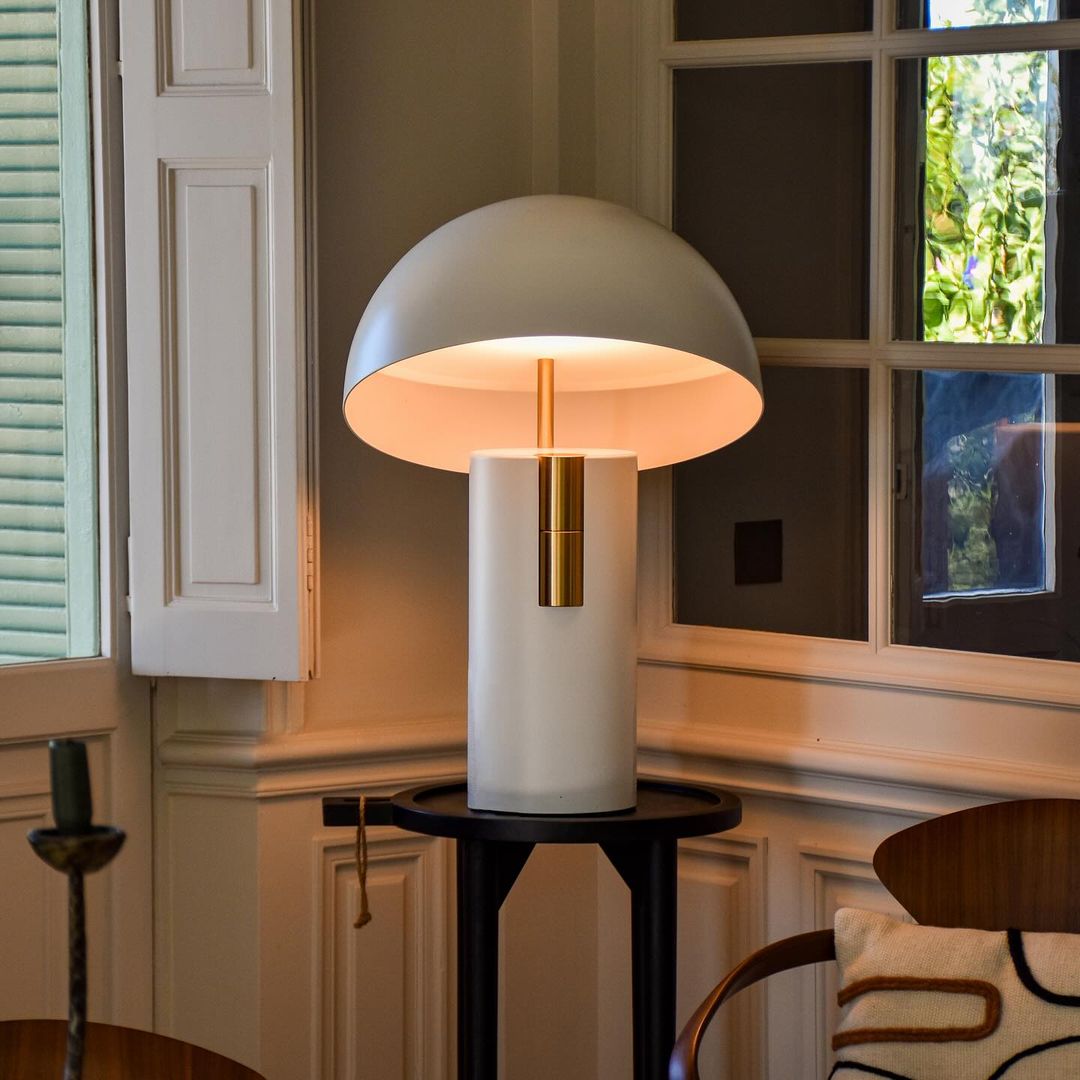 Contemporary Table Lamp for a Cozy Glow