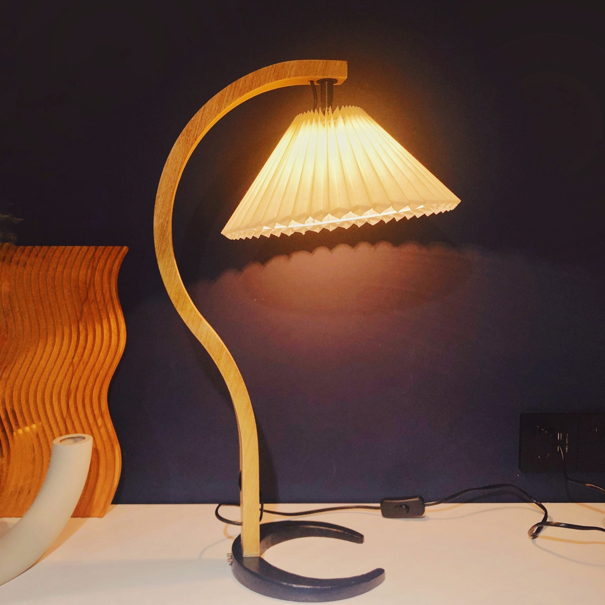 Indoor Table Lamp for Warm Ambience