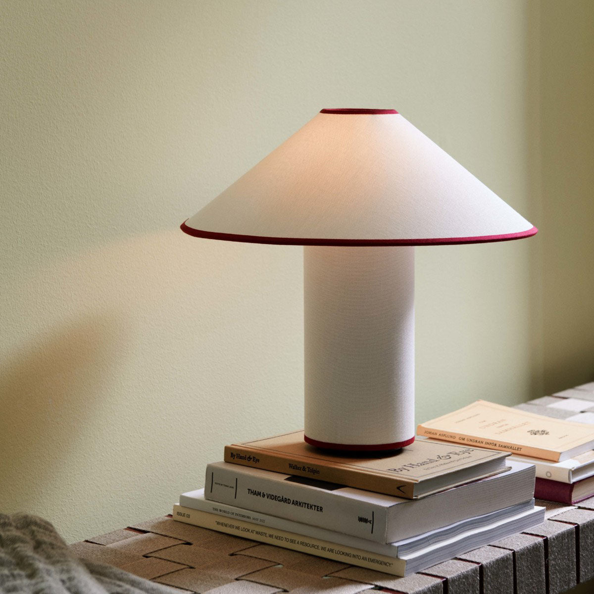 Modern Table Lamp for a Cozy Stylish Home