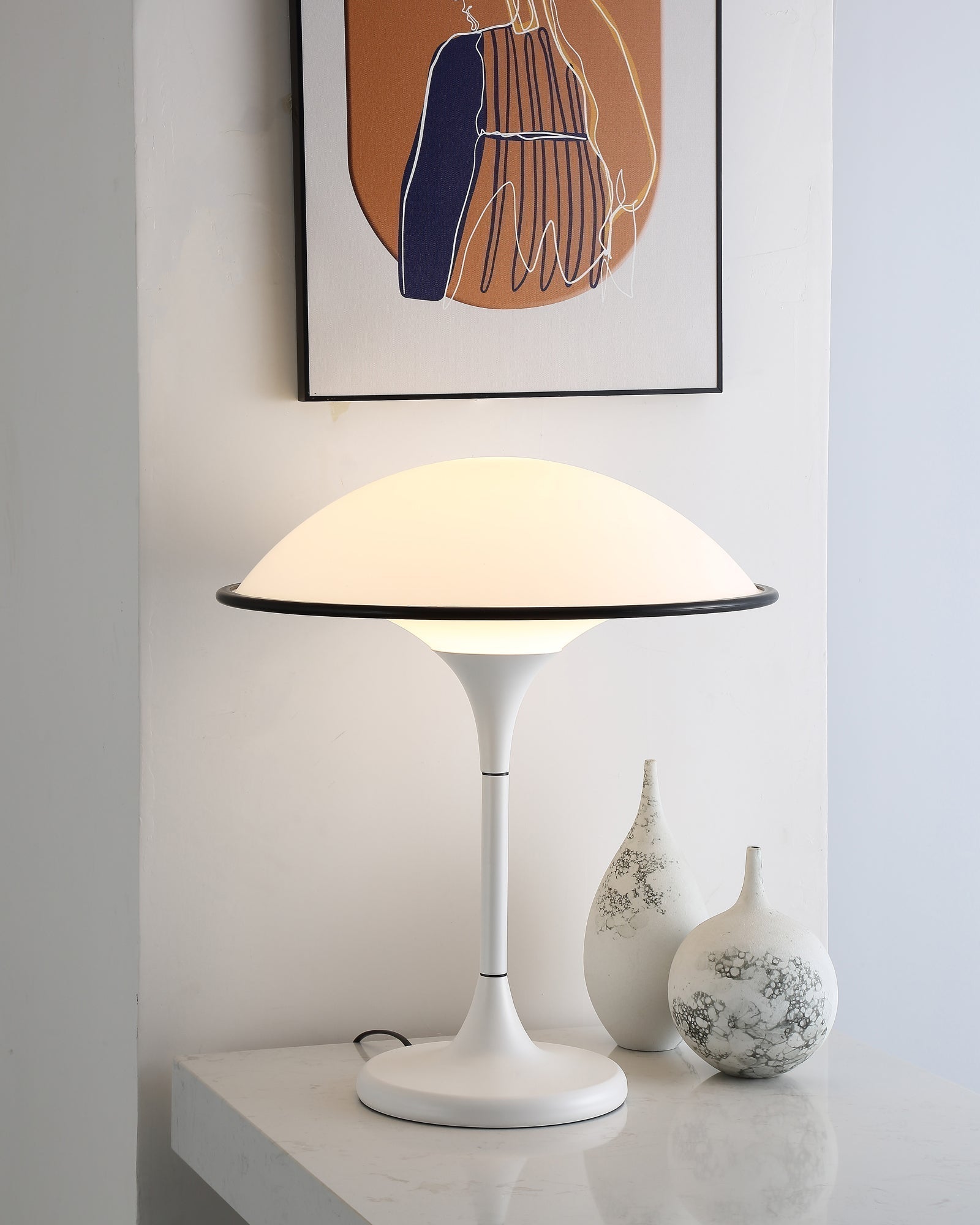 Modern Table Lamp for a Warm Inviting Ambience