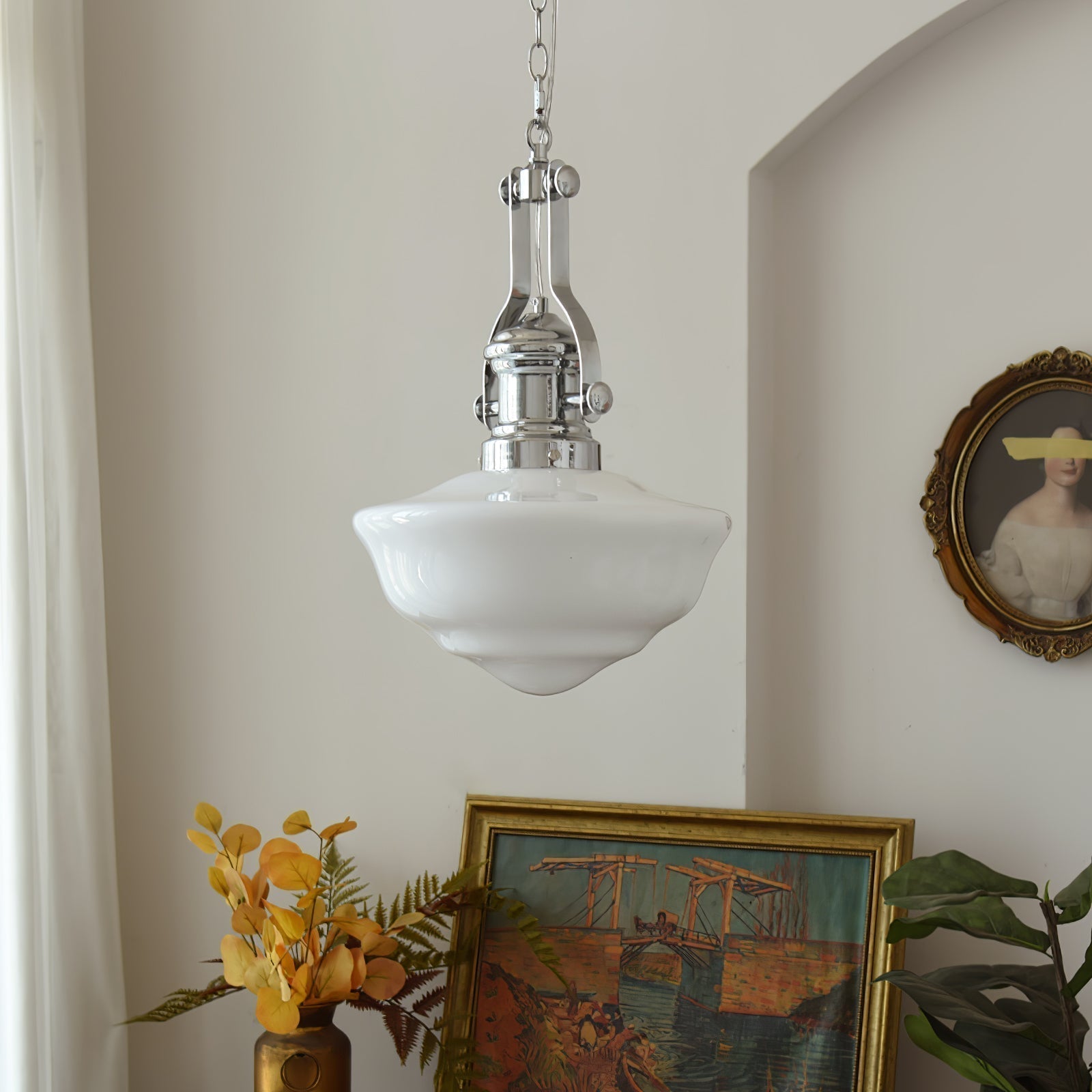 Classic Pendant Lamp for Timeless Elegance