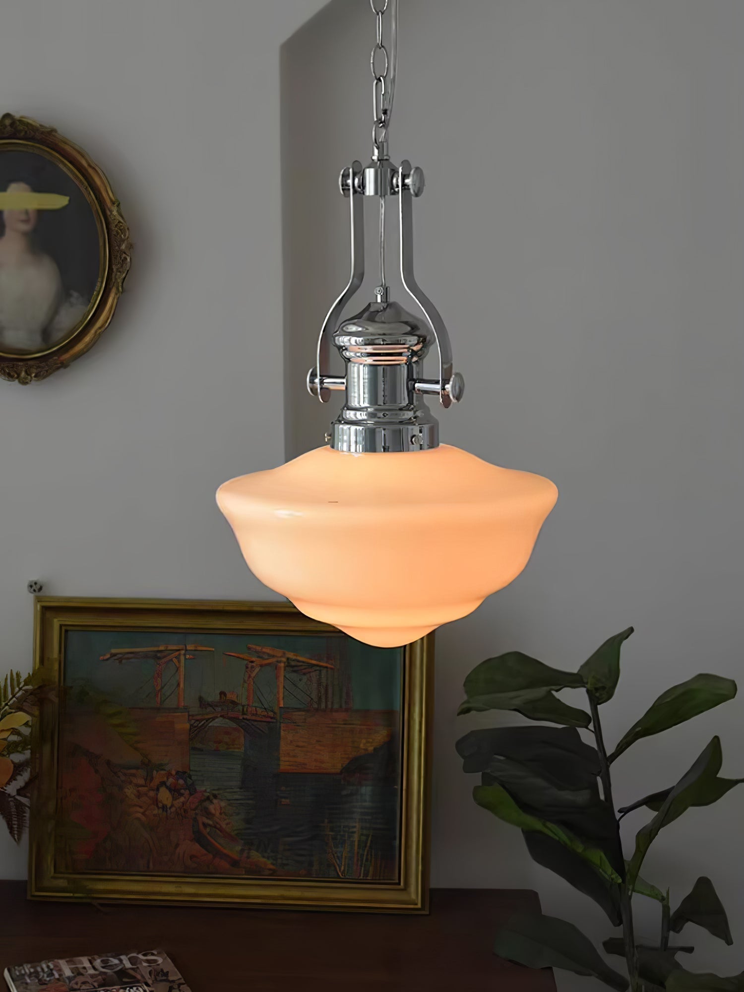 Classic Pendant Lamp for Timeless Elegance