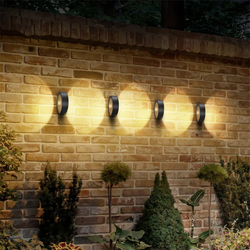 Adjustable Outdoor Wall Lamp