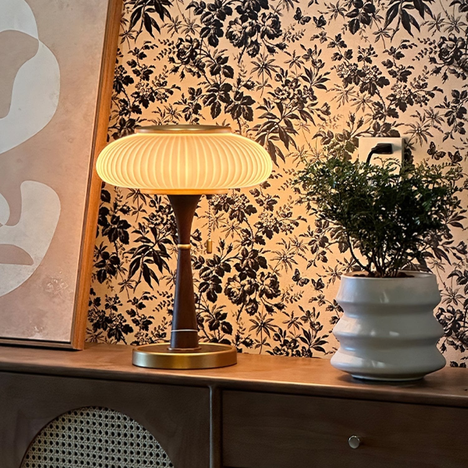 Mushroom Table Lamp for a Natural Cozy Glow