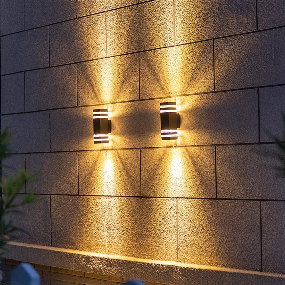 Durable Waterproof Outdoor Light Fixture