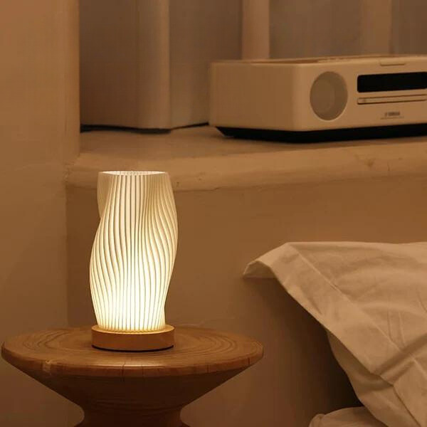Wave LED Lamp for a Relaxing Ambience