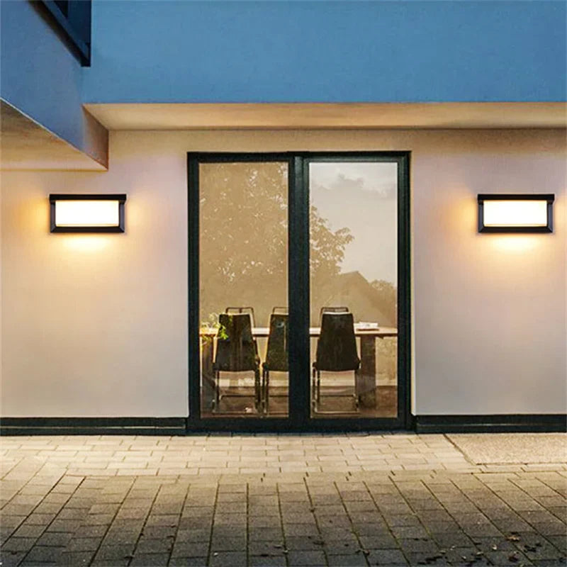 Elegant Villa-Style Solar Garden Lamp