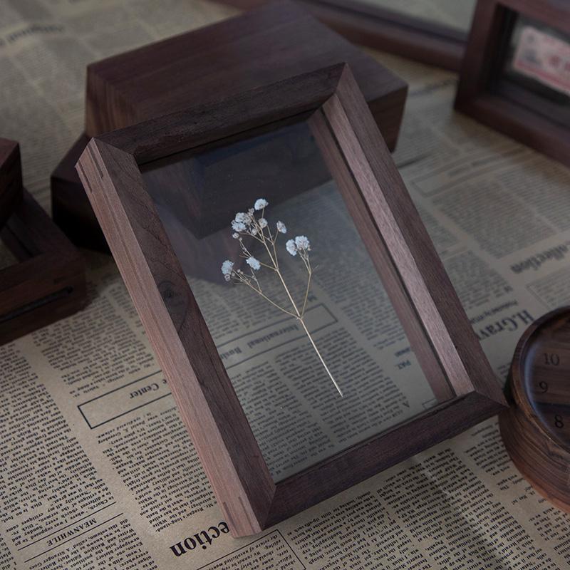 10x15 cm Wall-Mounted Picture Frame - Nut Brown Wood