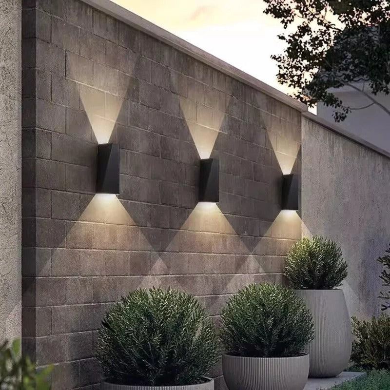Modern Outdoor Wall Light for Stylish Illumination