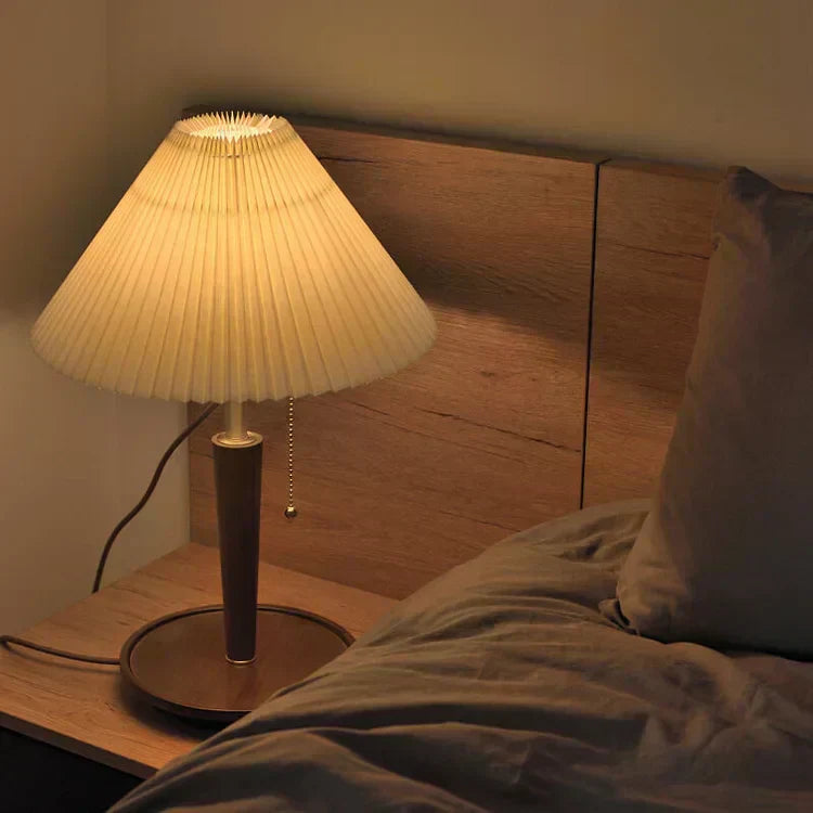 Retro Wooden Table Lamp with Vintage Charm