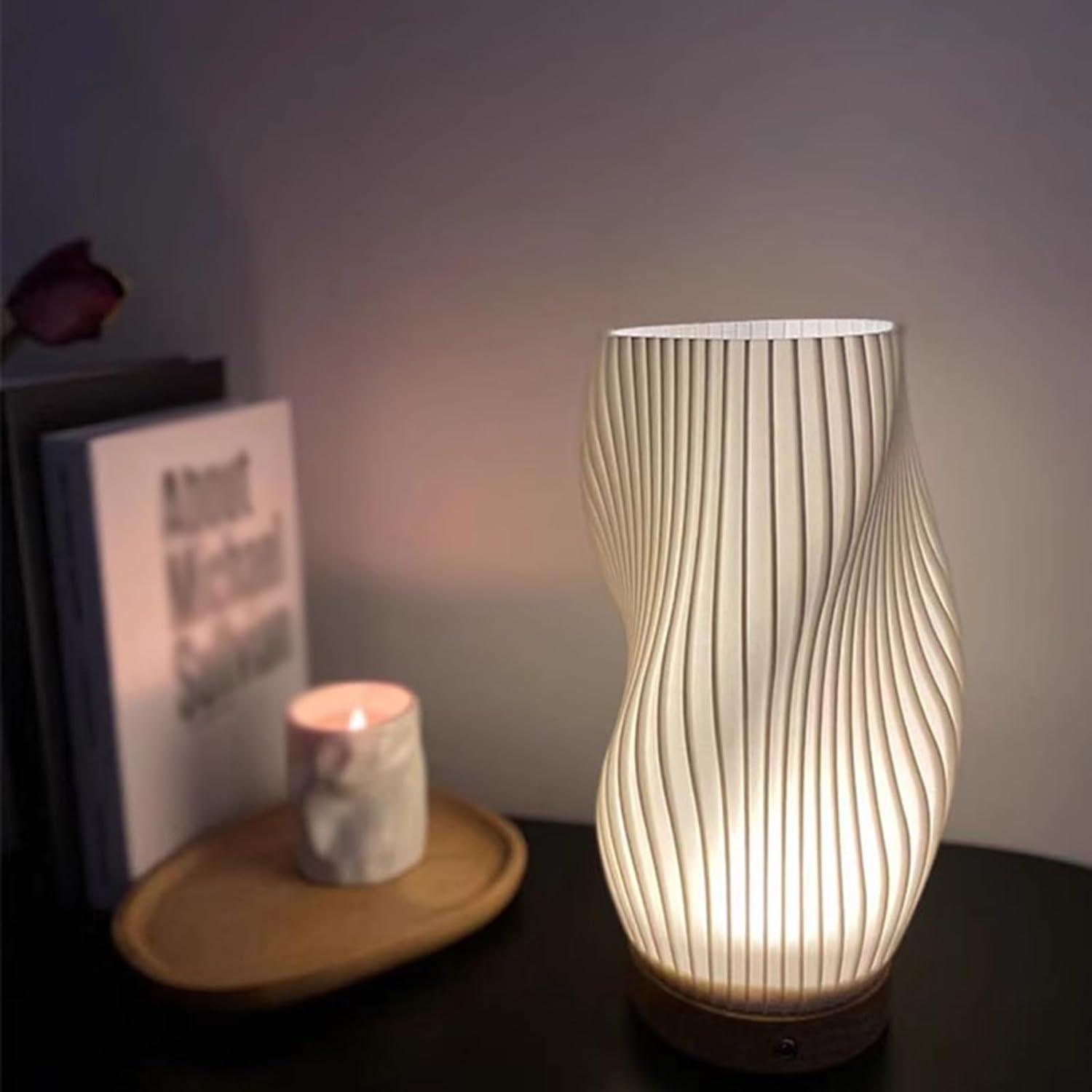 Wave LED Lamp for a Relaxing Ambience