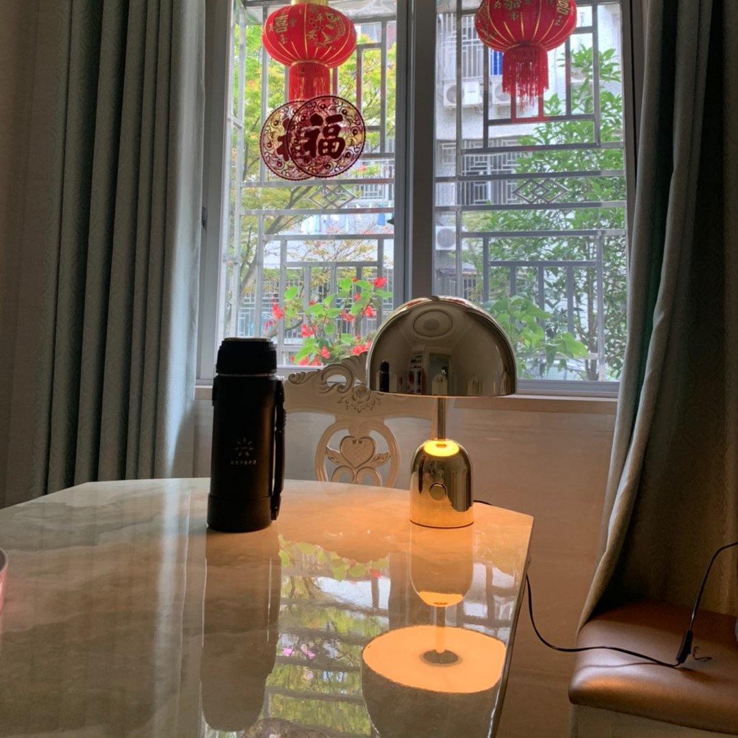 Bell-Shaped Table Lamp for a Soft Elegant Glow