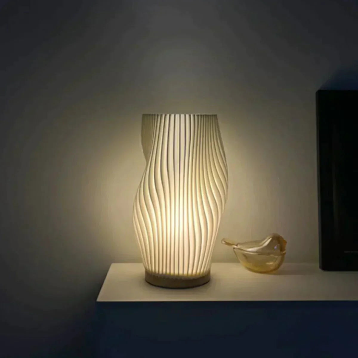 Wave LED Lamp for a Relaxing Ambience