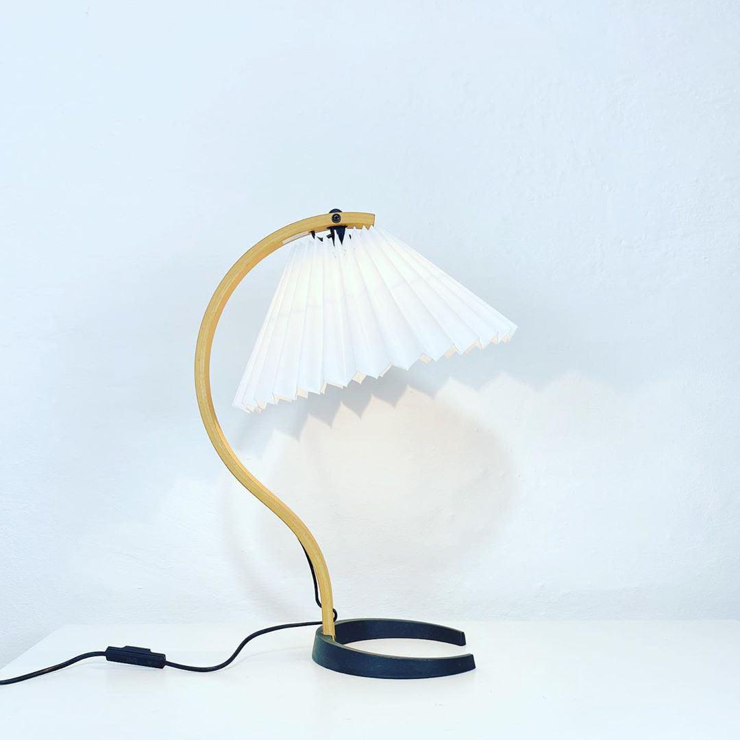 Indoor Table Lamp for Warm Ambience