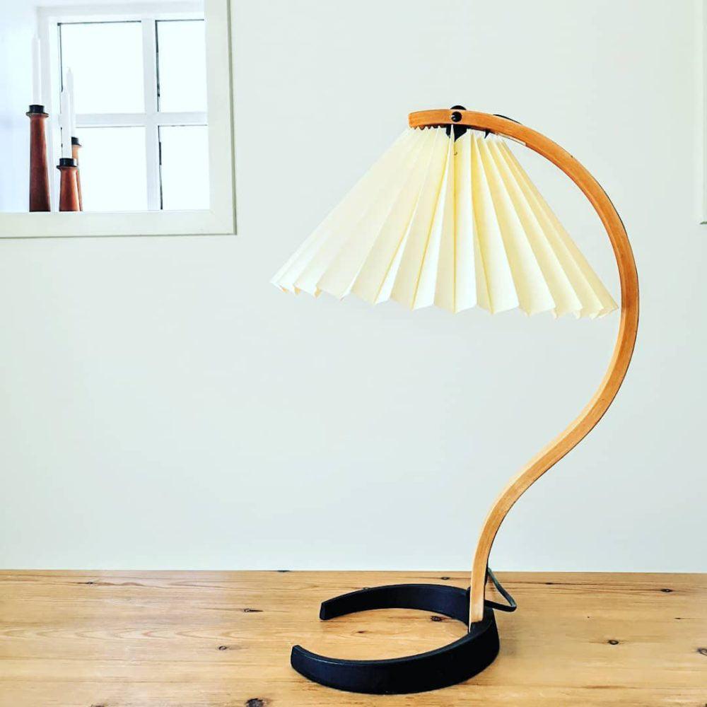 Indoor Table Lamp for Warm Ambience