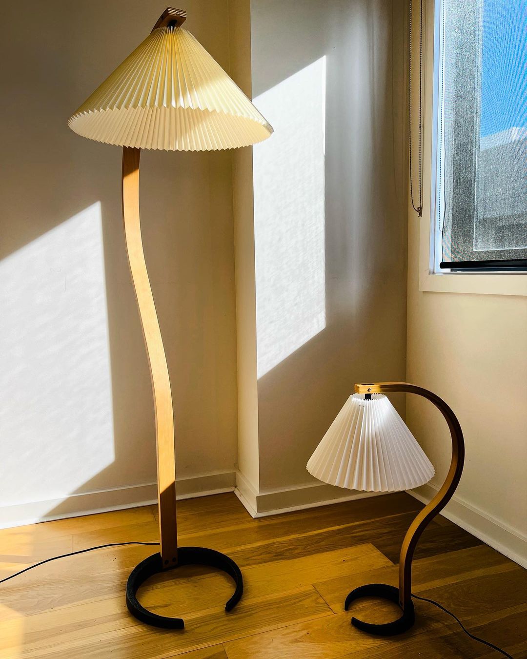 Indoor Table Lamp for Warm Ambience