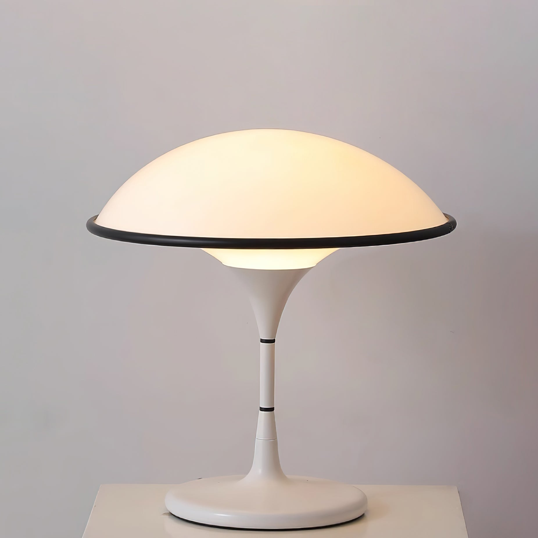 Retro Table Lamp with Chic Black Finish
