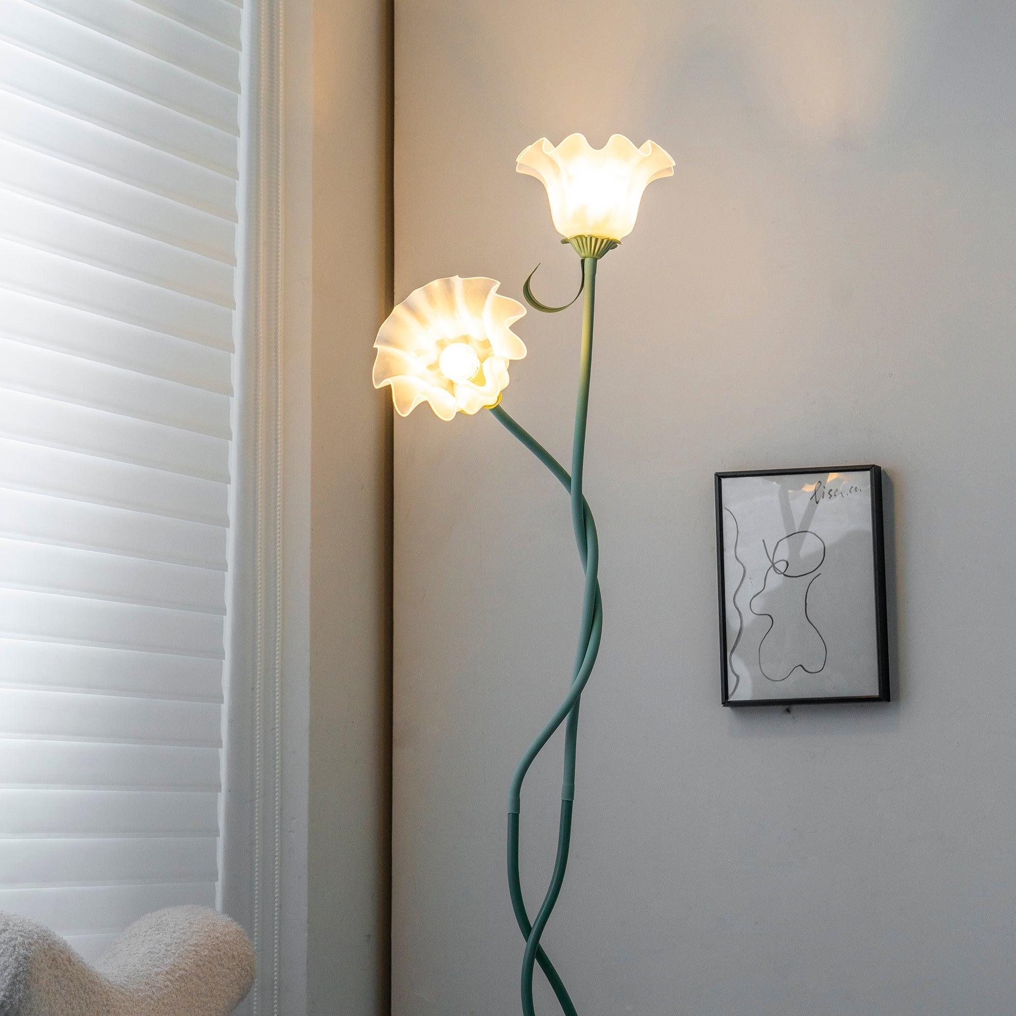 Floral LED Table Lamp for Elegant Ambience