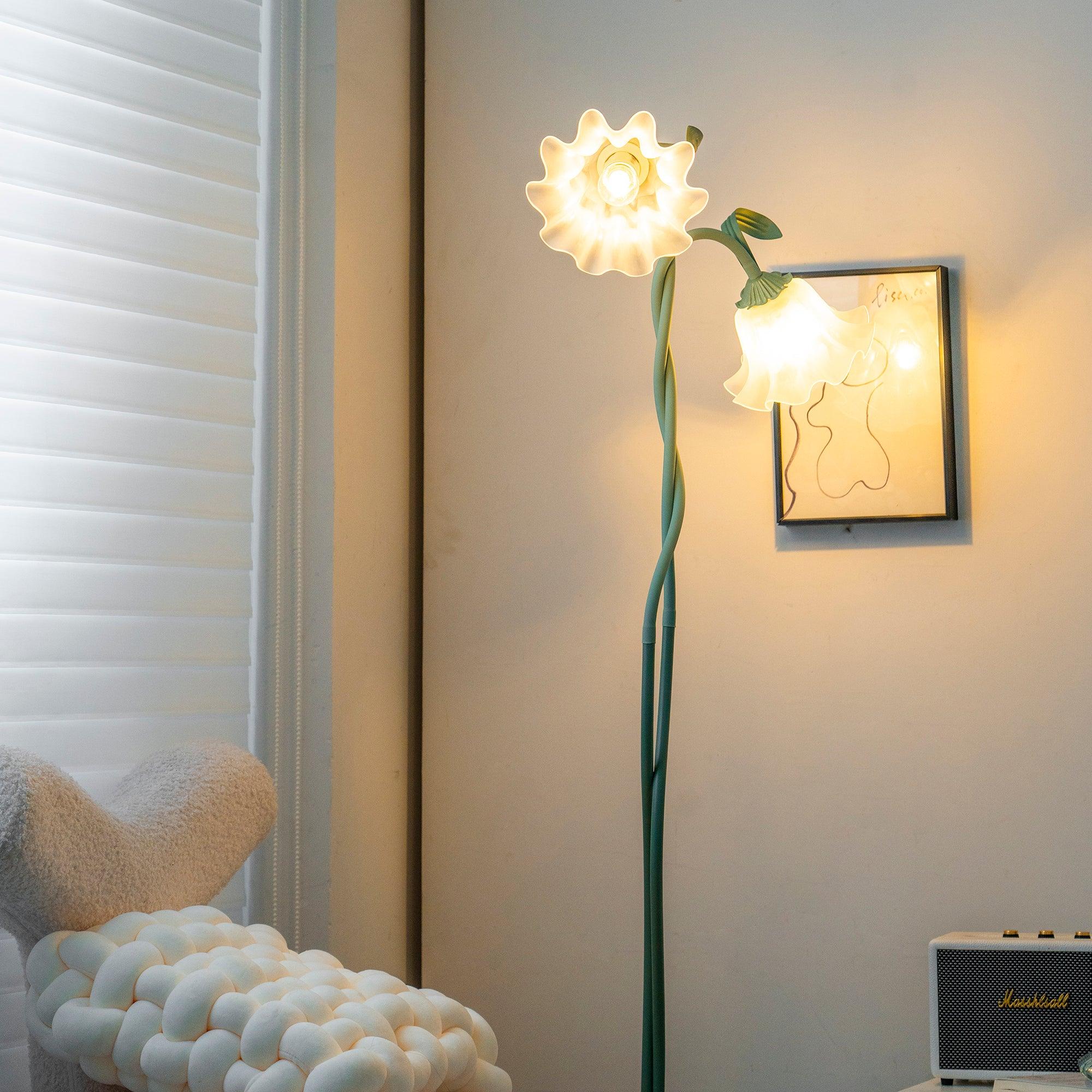 Floral LED Table Lamp for Elegant Ambience