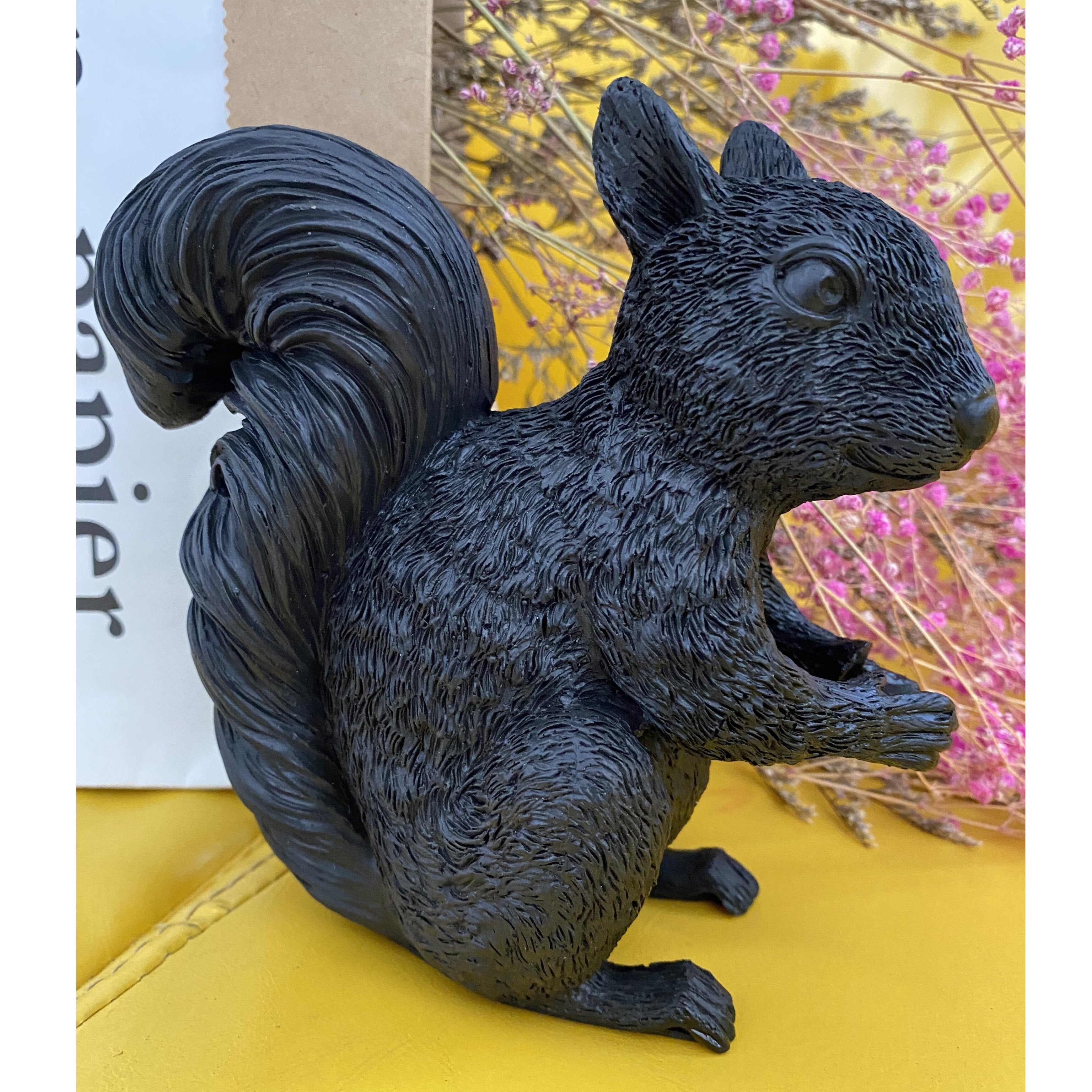 Squirrel-Shaped Table Lamp for a Playful Touch