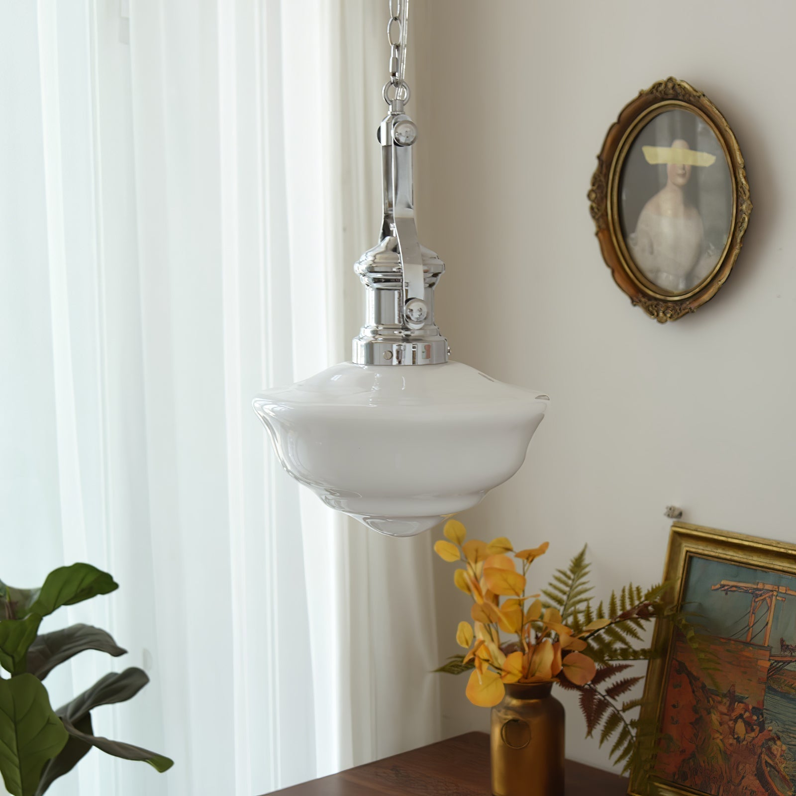 Classic Pendant Lamp for Timeless Elegance