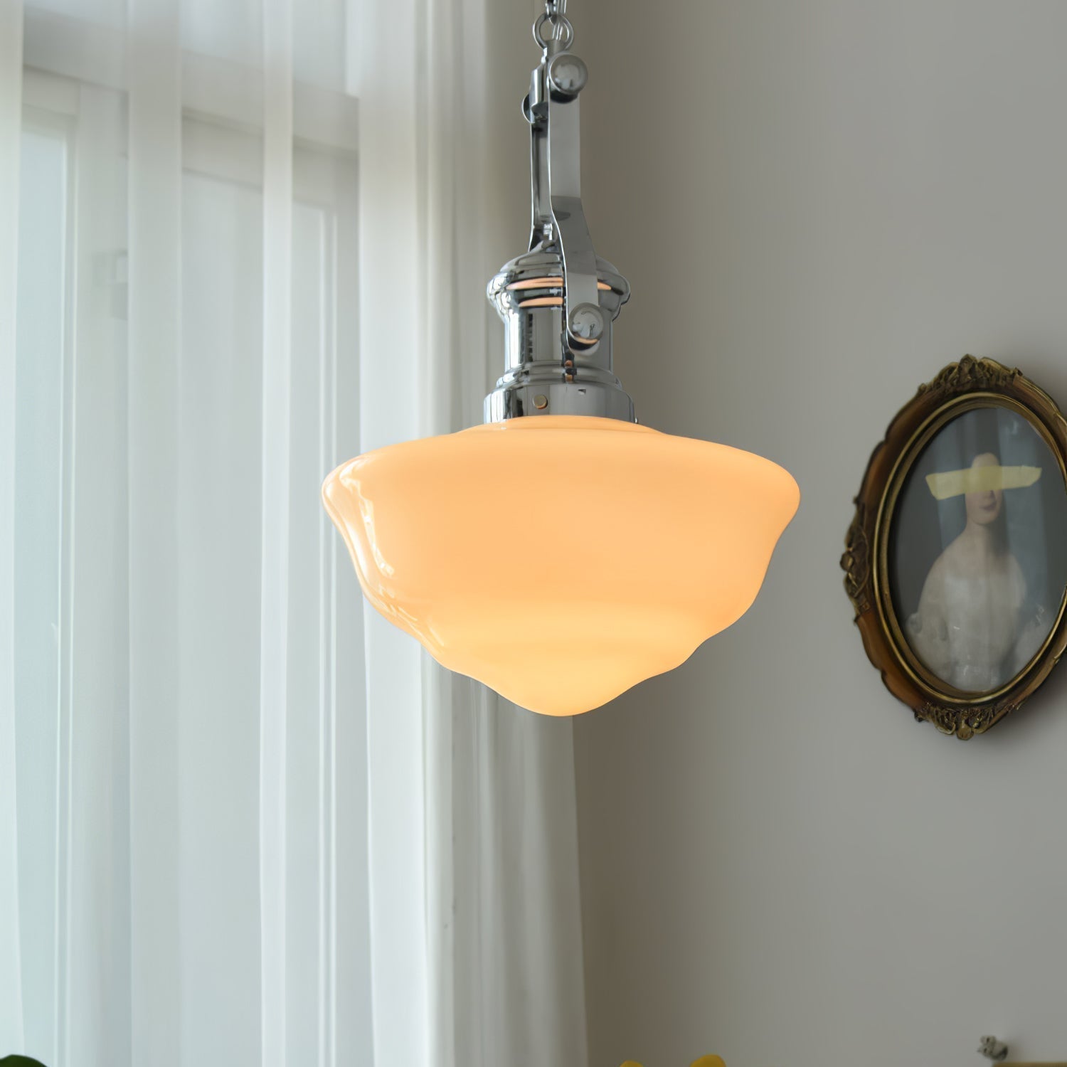 Classic Pendant Lamp for Timeless Elegance