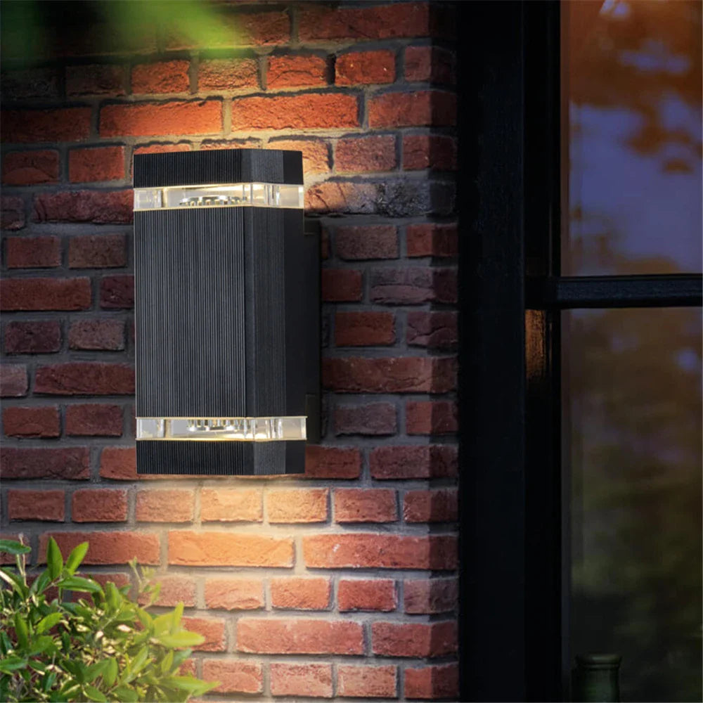 Durable Waterproof Outdoor Light Fixture
