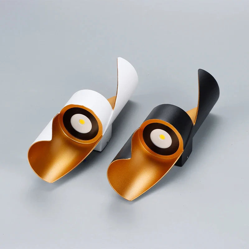 Sleek Outdoor LED Lights for Modern Homes