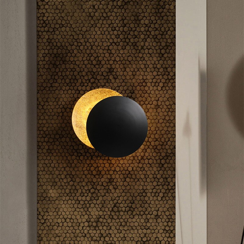 Eclipse-Inspired Wall Lamp for Cozy Modern Decor