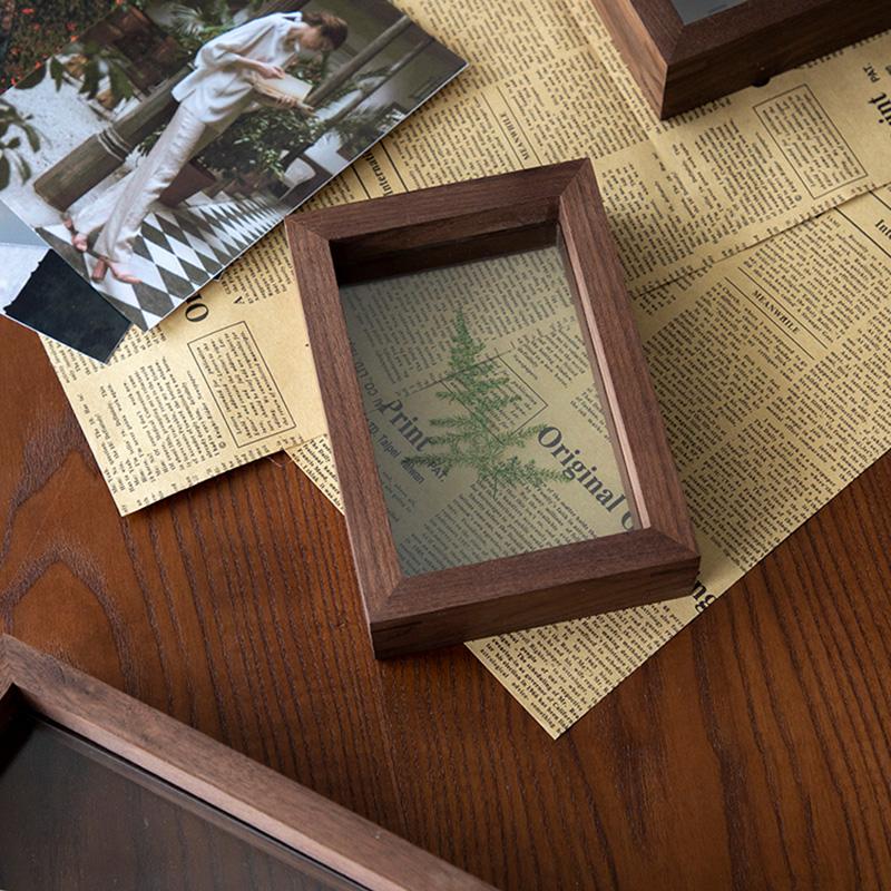 10x15 cm Wall-Mounted Picture Frame - Nut Brown Wood