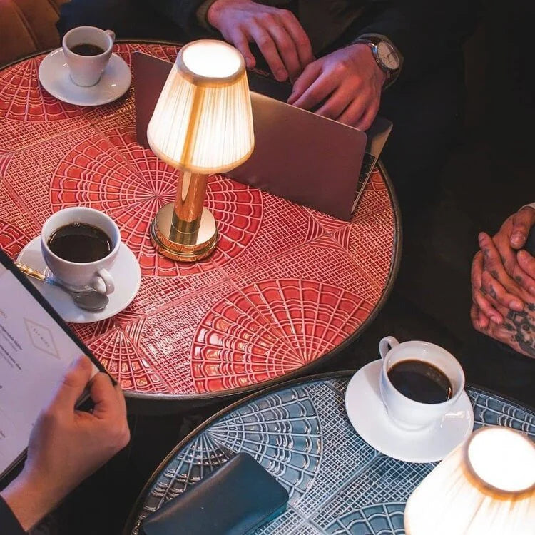 Metallic Wireless Table Lamp for Modern Homes