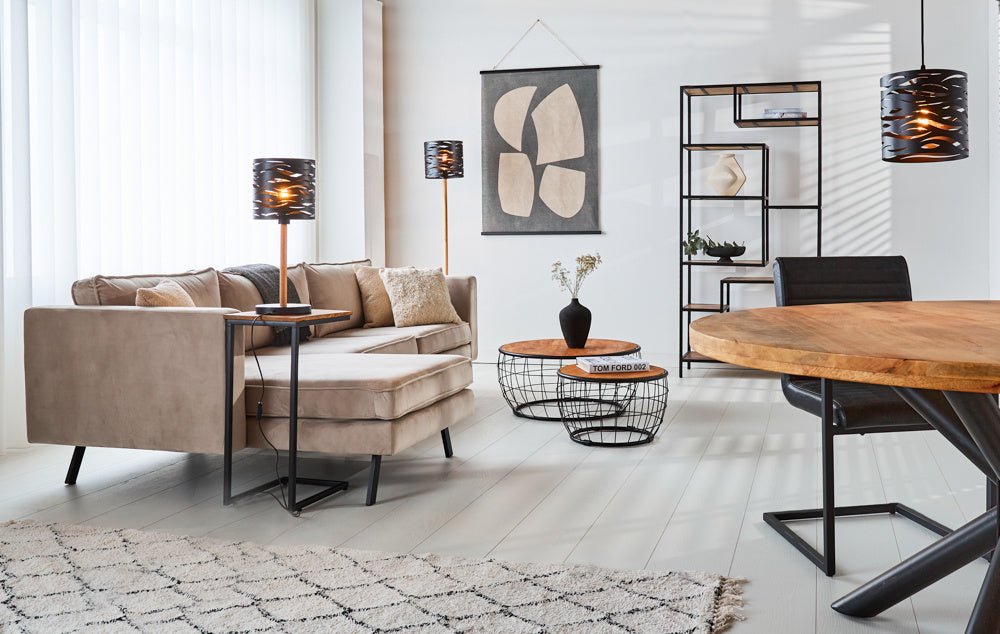 Black Metal Table Lamp for a Modern Glow