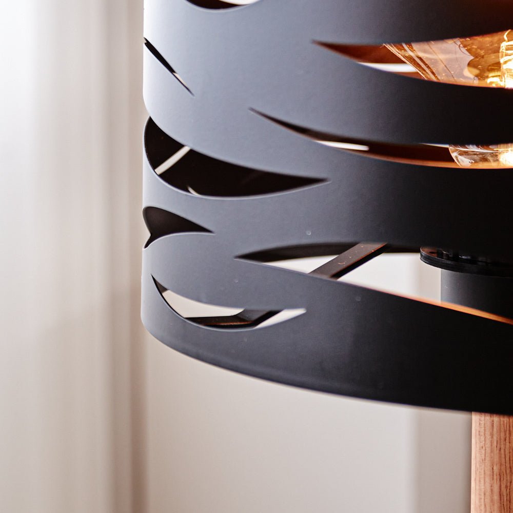 Black Metal Table Lamp for a Modern Glow