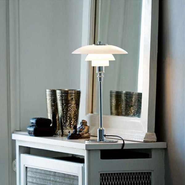 Multi-Level Metal Table Lamp for Stylish Ambience